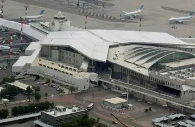 Incendiu masiv la Aeroportul din Kuwait după un atac cu drone iraniene