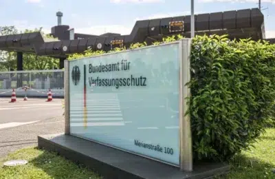 Spionajul german acuză Rusia de atacuri cibernetice pe 30 de routere vulnerabile