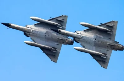 Doi piloți au ciocnit avioane de vânătoare din cauza unui un selfie