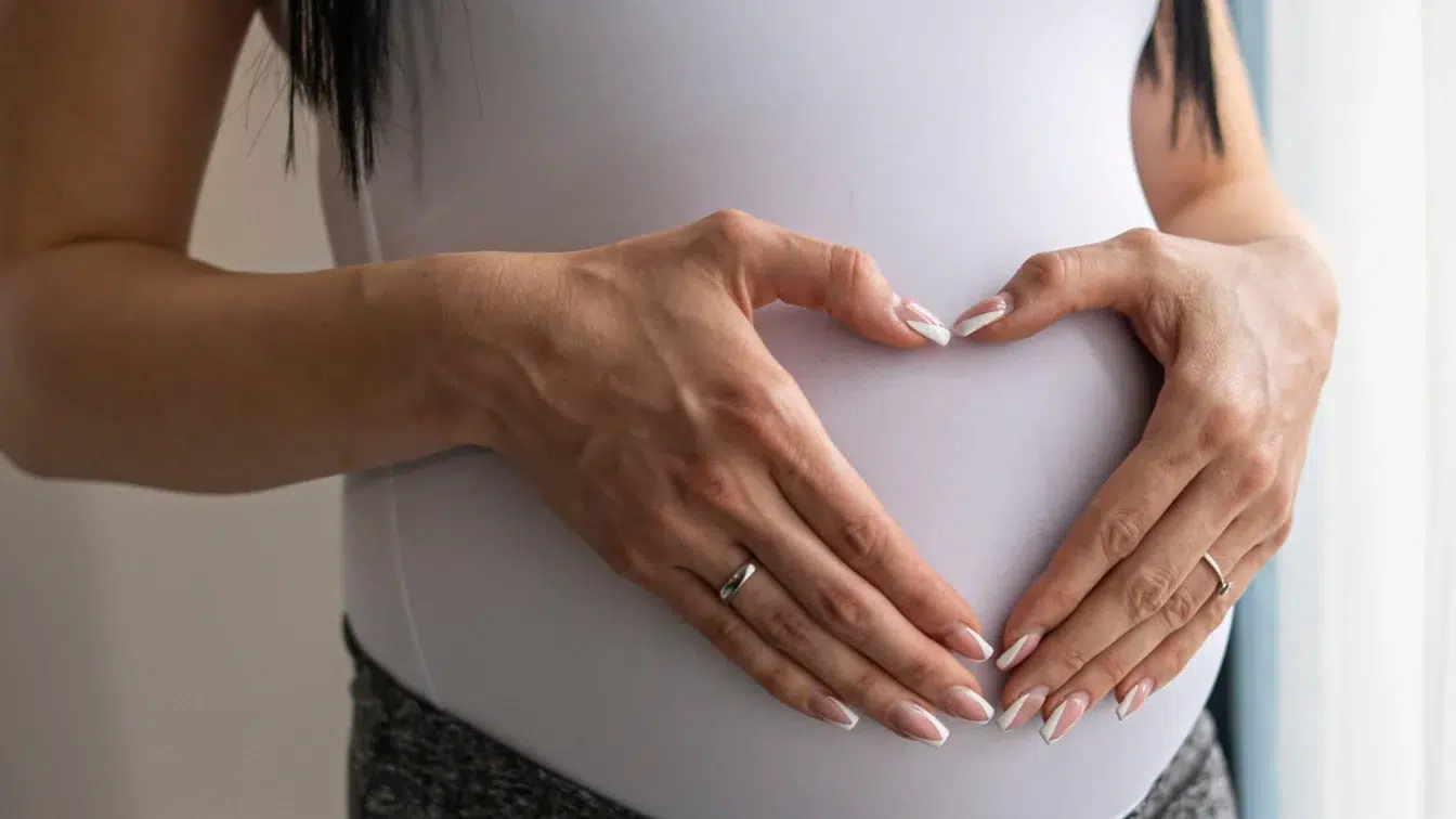 O nouă abordare medicală ar putea salva 10.000 de bebeluși anual în Marea Britanie