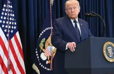 Trump ordonă pregătiri pentru o blocadă de lungă durată a Iranului