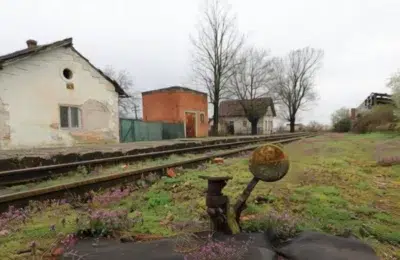 Gările uitate de pe calea ferată de 80 km ce lega Ardealul de Banat