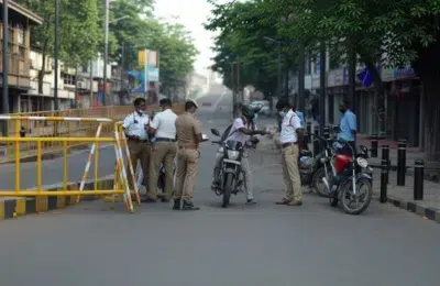 India condamnă la moarte 9 polițiști pentru uciderea unui tată și a fiului său