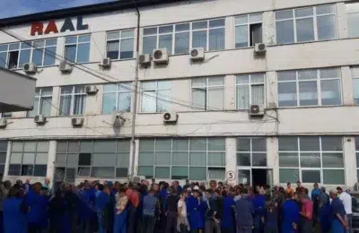 Producătorul RAAL concediază 500 de angajați în Bistrița-Năsăud