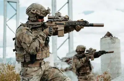 Cine sunt giganții mondiali care se bat pentru contractul de 440 milioane dolari al Armatei Române?