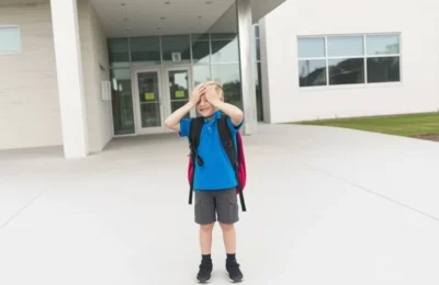 Din ce cauză copilul uită lucruri la școală?