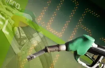 Sri Lanka impune rații de 15 litri pe săptămână. Lumea retrăiește coșmarul anilor ’70