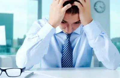O nouă criză financiară amenință economia mondială cu datorii private de 2,5 trilioane dolari