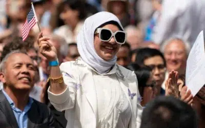 Justiția americană vizează deportarea a 384 de cetățeni naturalizați