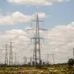 Schema care blochează energia în România. Autorizații de 80.000 MW pentru firme fantomă