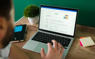 A trimis 2.000 de CV-uri în 3 ani şi a participat la sute de interviuri, doar pentru a testa sistemul