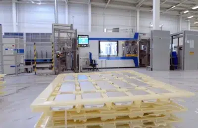 Exporturile de baterii ale Chinei au crescut cu 50% pe fondul crizei din Iran