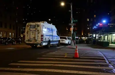 O fetiță de 7 luni a fost împușcată mortal, într-o răfuială între bande în New York
