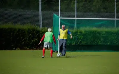 Fotbalul în mers, sportul care îți reface sănătatea la orice vârstă