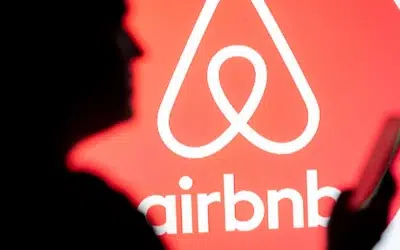 Doi veri au dat un tun de 8,5 milioane de dolari pe Airbnb și Vrbo