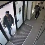 Un bărbat a reuşit să retragă 1.600 de lei dintr-un bancomat din Piatra Neamț