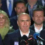 România a avut 30 de guverne în 35 de ani