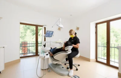 Tratamentele dentare cu laser reduc durerea si disconfortul la dentist