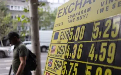 După anunţul moţiunii PSD-AUR, leul se prăbușește la 5,09 lei pentru un euro