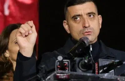 Un joc dublu al AUR îl poate pune în corzi pe Grindeanu în moțiunea de cenzură