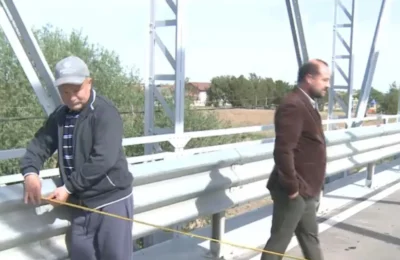 Podul de 800.000 de euro din Arad blochează utilajele agricole