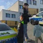Polițiștii din Cluj au returnat 4 mașinuțe furate unui copil direct la grădiniță