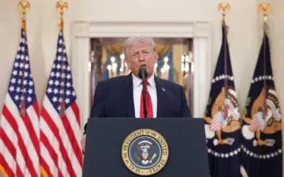 Americanii plătesc cu 40% mai mult pe benzină deși Trump a promis prețuri sub 2 dolari