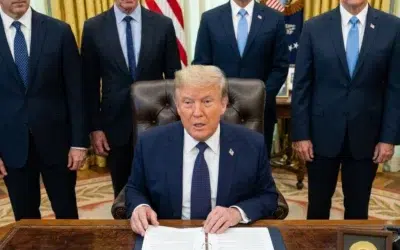 Petrolul sare de 125 de dolari. Avertisment pentru toți șoferii din România