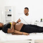 Urgență națională în UK - mortalitatea maternă la femeile de culoare e de 28 la 100.000