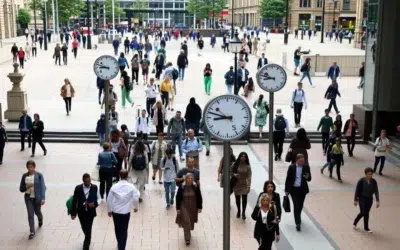 Marea Britanie riscă recesiunea și pierde 250.000 de locuri de muncă din cauza războiului