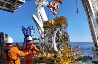 China a descoperit rezerve de petrol de peste 100 de milioane de tone