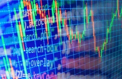 Un student a reuşit să facă 180.000 de euro în 11 zile cu un robot AI de trading