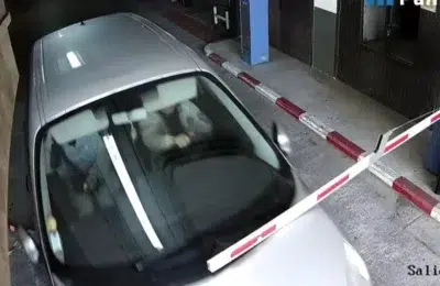 Doi români de 21 și 22 de ani și-au furat mașina din depozitul poliției spaniole