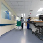 Pacient în criză, blocat într-o cameră peste 4 zile. O investigație dezvăluie condiții inumane