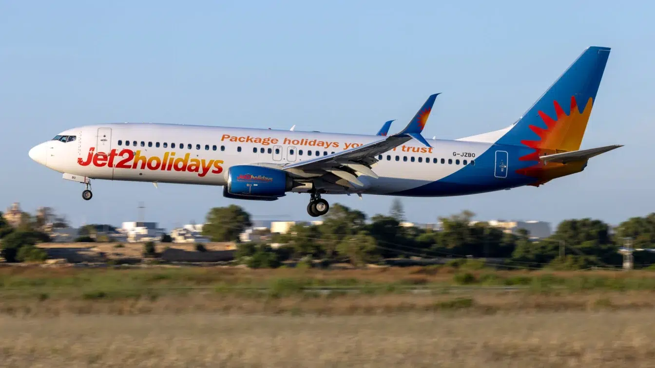 IAG, proprietarul British Airways, anunță scumpiri la biletele de avion