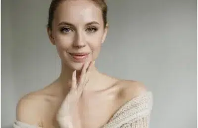 Serul Rilastil cu 15% vitamina C promite un ten mai luminos si fara riduri