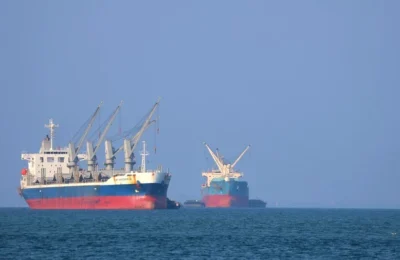 Iranul cere o taxă de 2 milioane de dolari pentru fiecare petrolier în Ormuz