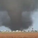 În Oklahoma, cel puțin 10 au fost răniți după ce o tornadă a lovit o bază aeriană