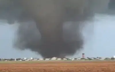 În Oklahoma, cel puțin 10 au fost răniți după ce o tornadă a lovit o bază aeriană