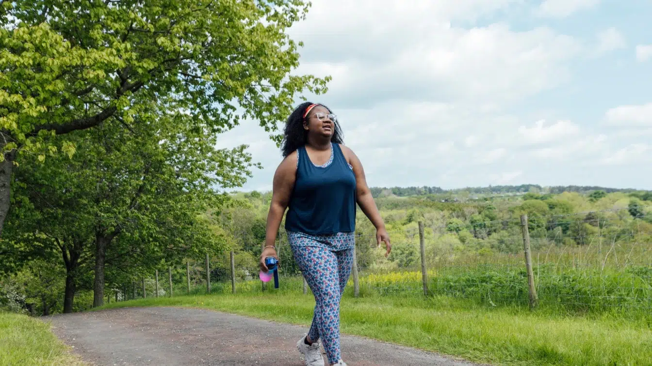 Aproape jumătate dintre adulți evită sportul din cauza traumelor din școală