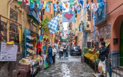 O turistă a stat 3 zile în Napoli deși toți îi spuneau că va fi răpită