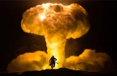 Rusia amenință Europa cu războiul pentru umbrela nucleară a Franței