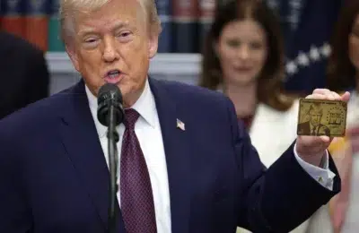 Doar o persoană a primit viza de 1 milion de dolari promisă de Trump