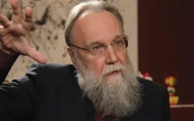 Aleksandr Dughin cere blocarea internetului pe timpul verii. Ce spune despre Coreea de Nord