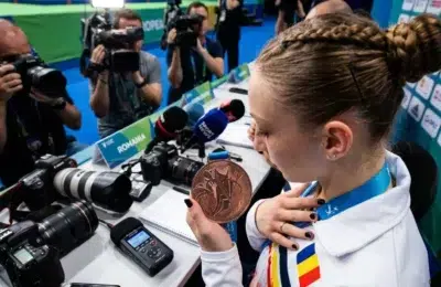 Ana Barbosu este suspendata provizoriu. Gimnasta rateaza 3 teste antidoping