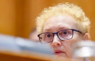 Avocatul Poporului ataca la CCR ordonanta guvernului Bolojan. Renate Weber acuza o sfidare