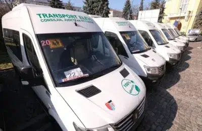 Consiliul Concurentei ancheteaza 4 firme. Suspiciuni de cartel la microbuzele scolare din PNRR
