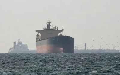 În timp ce Donald Trump ameninţă Iranul cu un atac militar masiv, Rusia castigă 672 milioane de euro din petrol