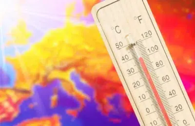 Val de caldura extrema in Europa. Zece tari emit avertizari iar Franta raporteaza primele victime
