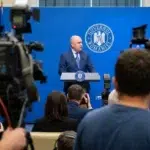 Bolojan respinge acuzatiile PSD in cazul Micula. Premierul explica miza de 250 milioane de euro